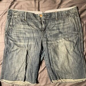 Gap shorts